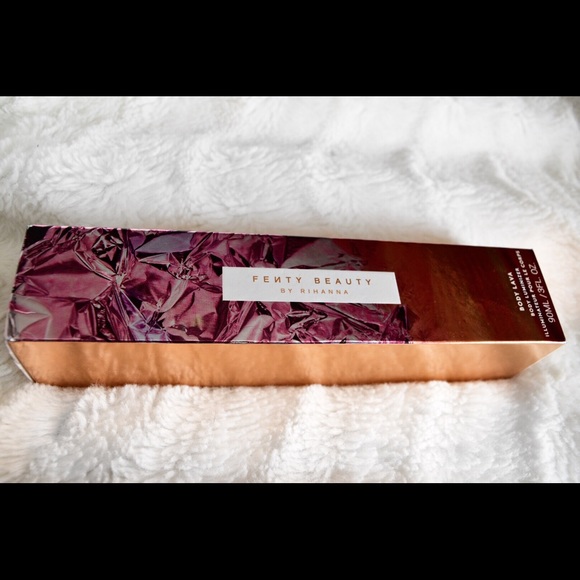 Fenty Beauty by Rihanna Body Lava